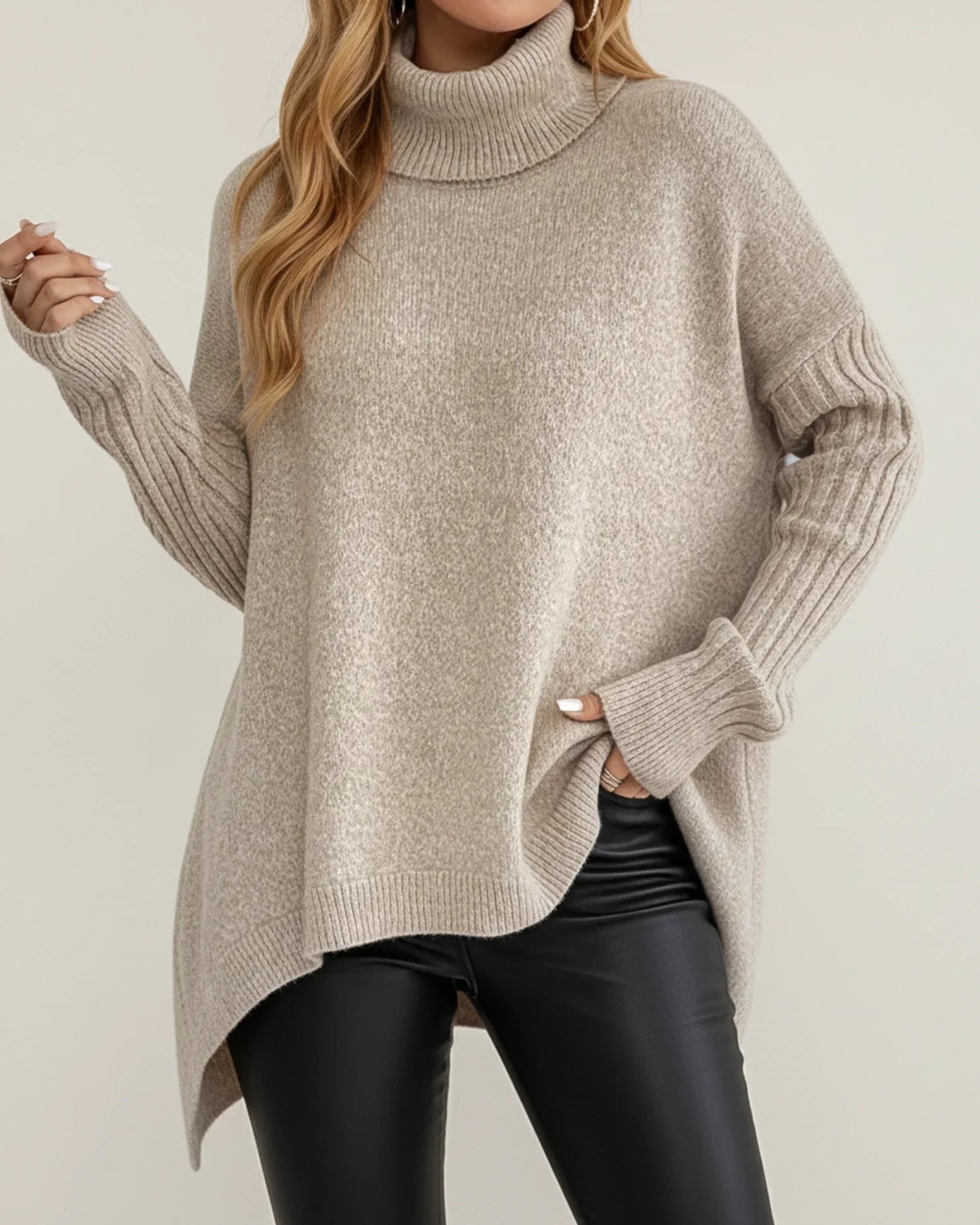 Chic Ladies Lightweight Crew Neck Sweater - VibreMode