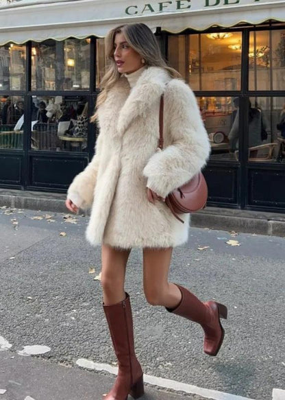 Women's Plush Coat Stand Collar Hook Closure - VibreMode