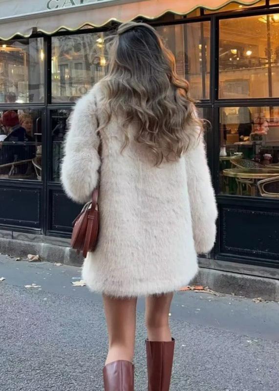 Women's Plush Coat Stand Collar Hook Closure