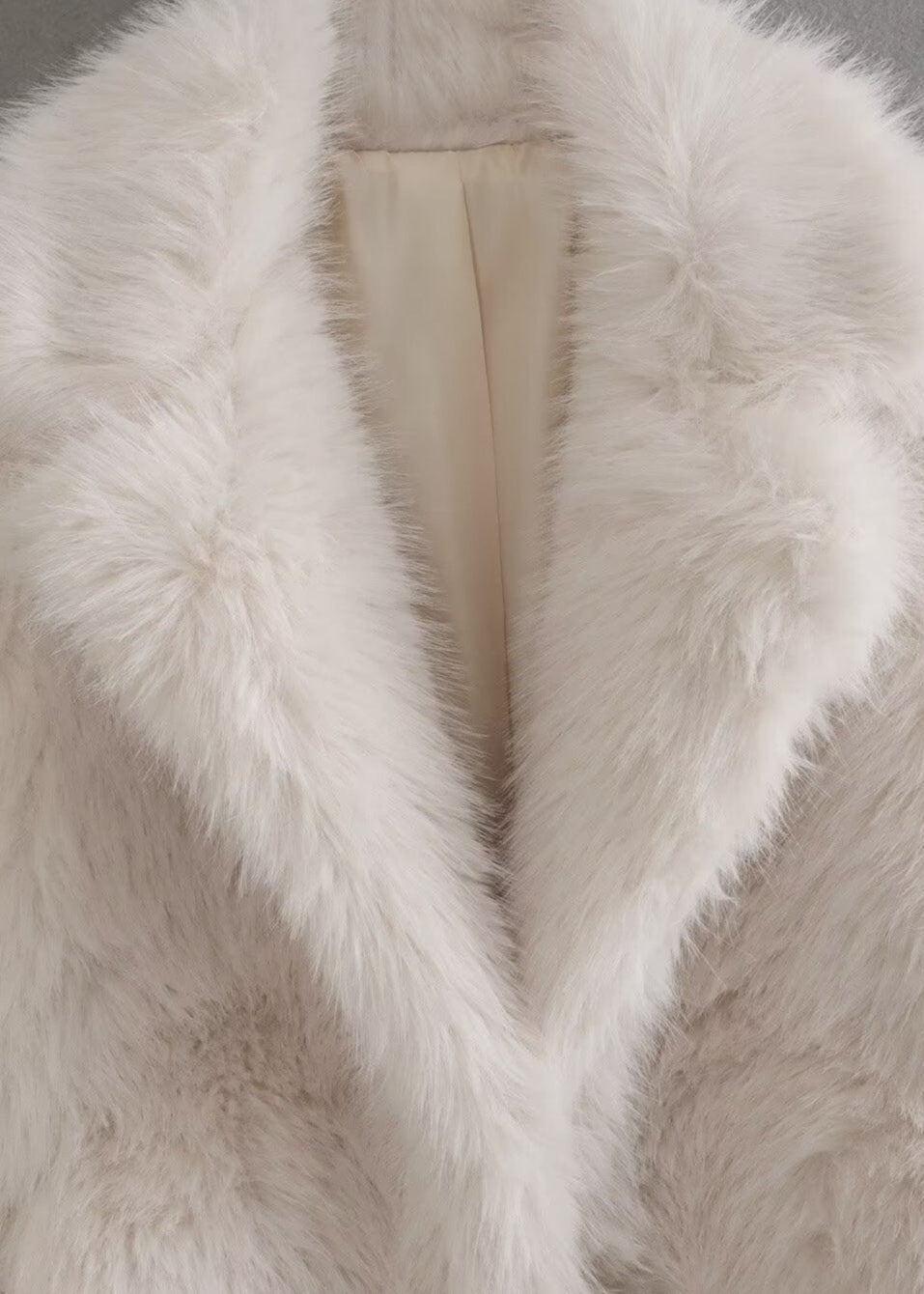 Women's Plush Coat Stand Collar Hook Closure