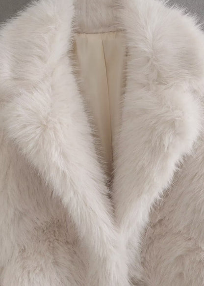 Women's Plush Coat Stand Collar Hook Closure