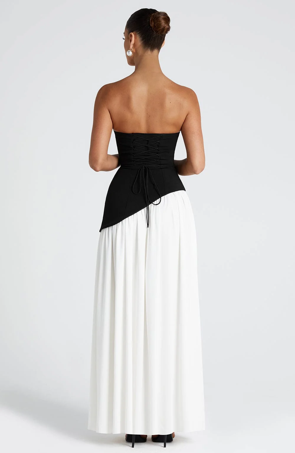 womens-strapless-woven-maxi-dress-with-side-slit-and-scarf-12