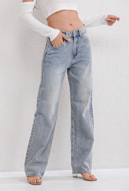 Casual Fit Straight Leg Jeans